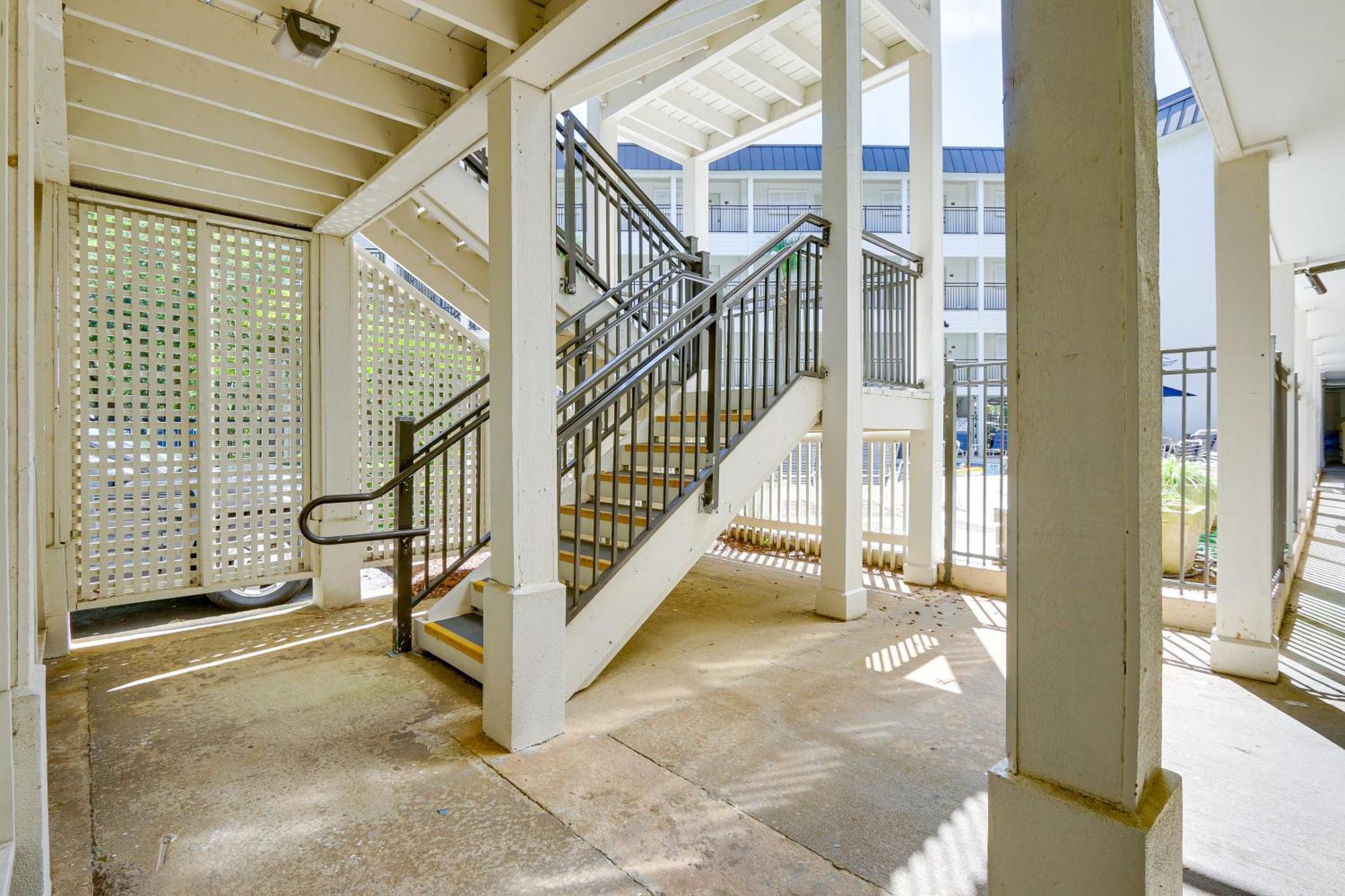 Hilton Head Gem Walk To Coligny Plaza And Beach! Хилтън Хед Айлънд Екстериор снимка