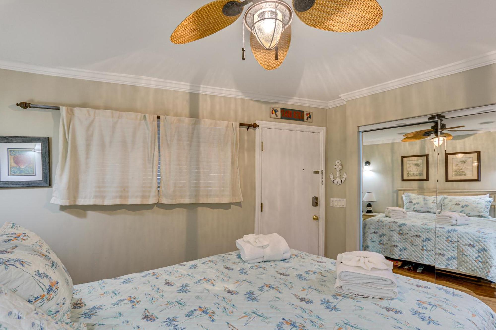 Hilton Head Gem Walk To Coligny Plaza And Beach! Хилтън Хед Айлънд Екстериор снимка
